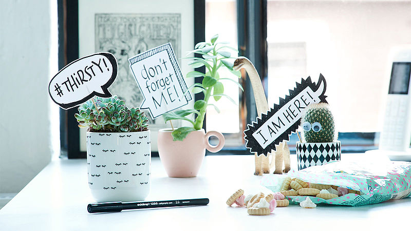 Calligraphy markers and pens