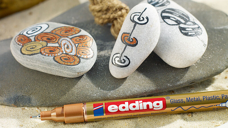 Colouring and Zendoodle